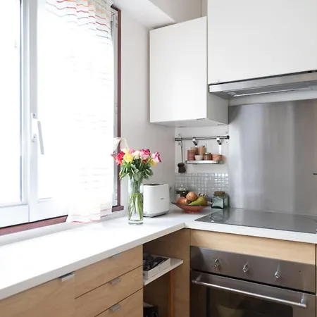 아파트 Bright & Quiet With Garden View *